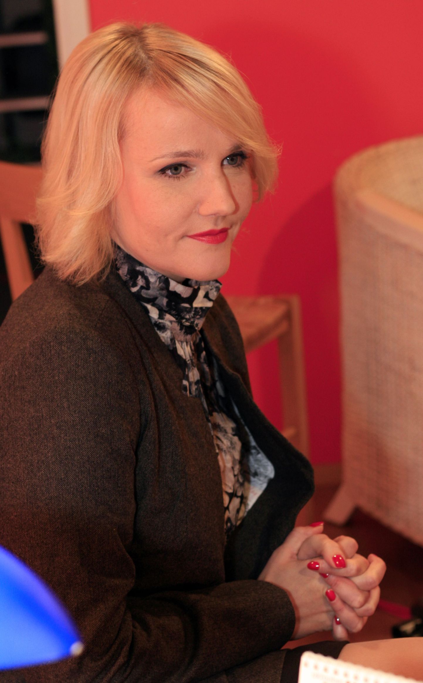 Liina Vahtrik Sirjena TV3 seriaalis «Kodu keset linna».