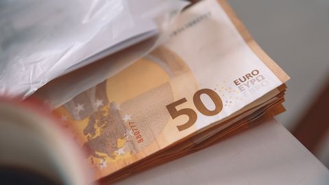 Общие налоговые задолженности в начале марта составили 823,888 млн евро