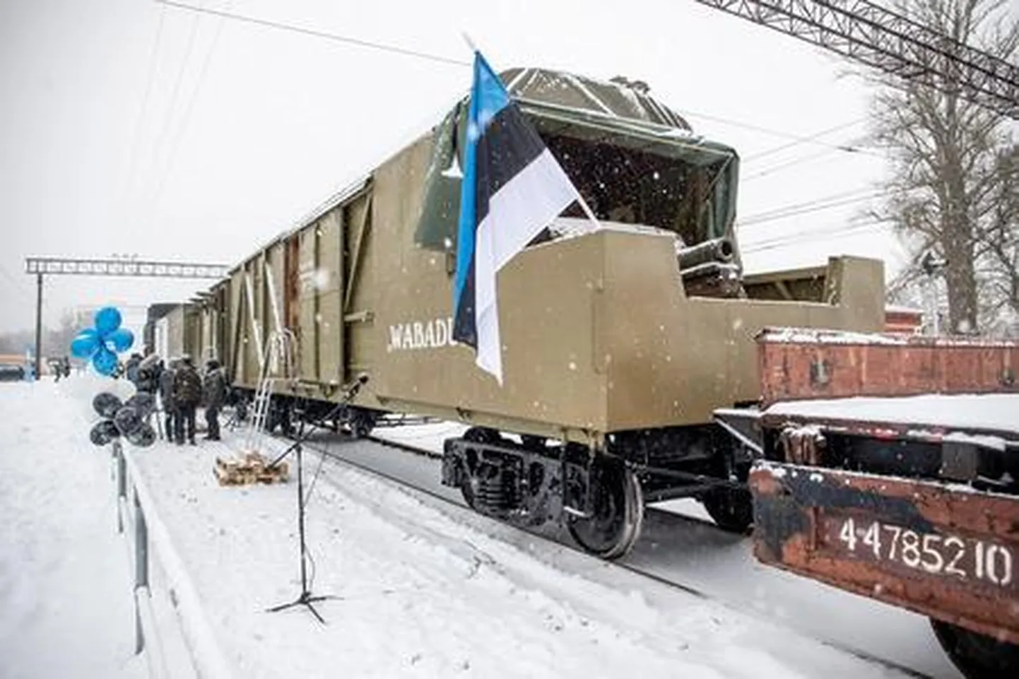 Vabadussõja sündmuste meenutamiseks ehitatud soomusrong nr 7 "Wabadus".