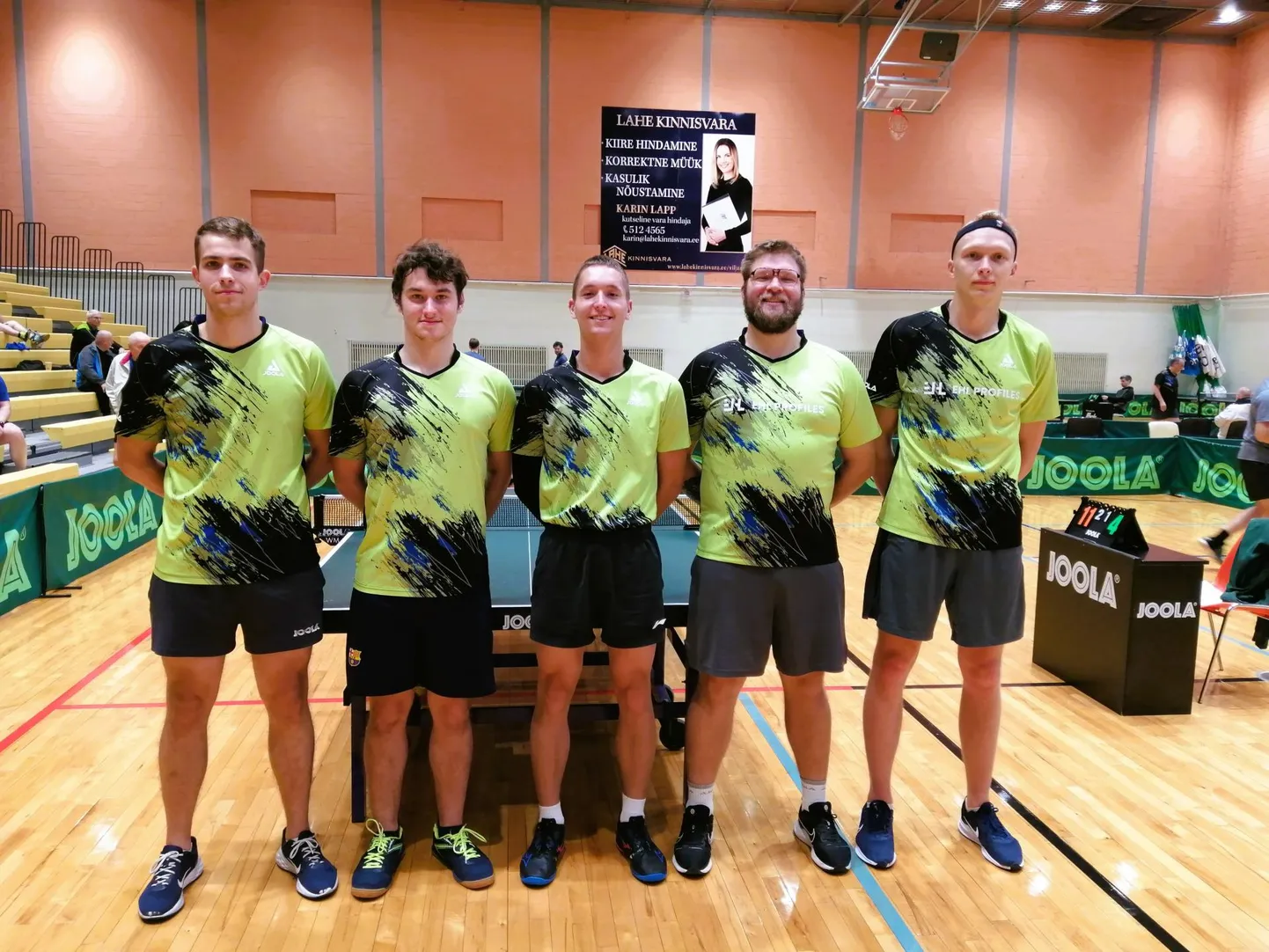 Teise liiga meeskonna Sakala/IntFish liikmed Rainer Valo,German Kuznetsov, Markus Põru, Rivo Saaremäe ja Mihkel Pae
