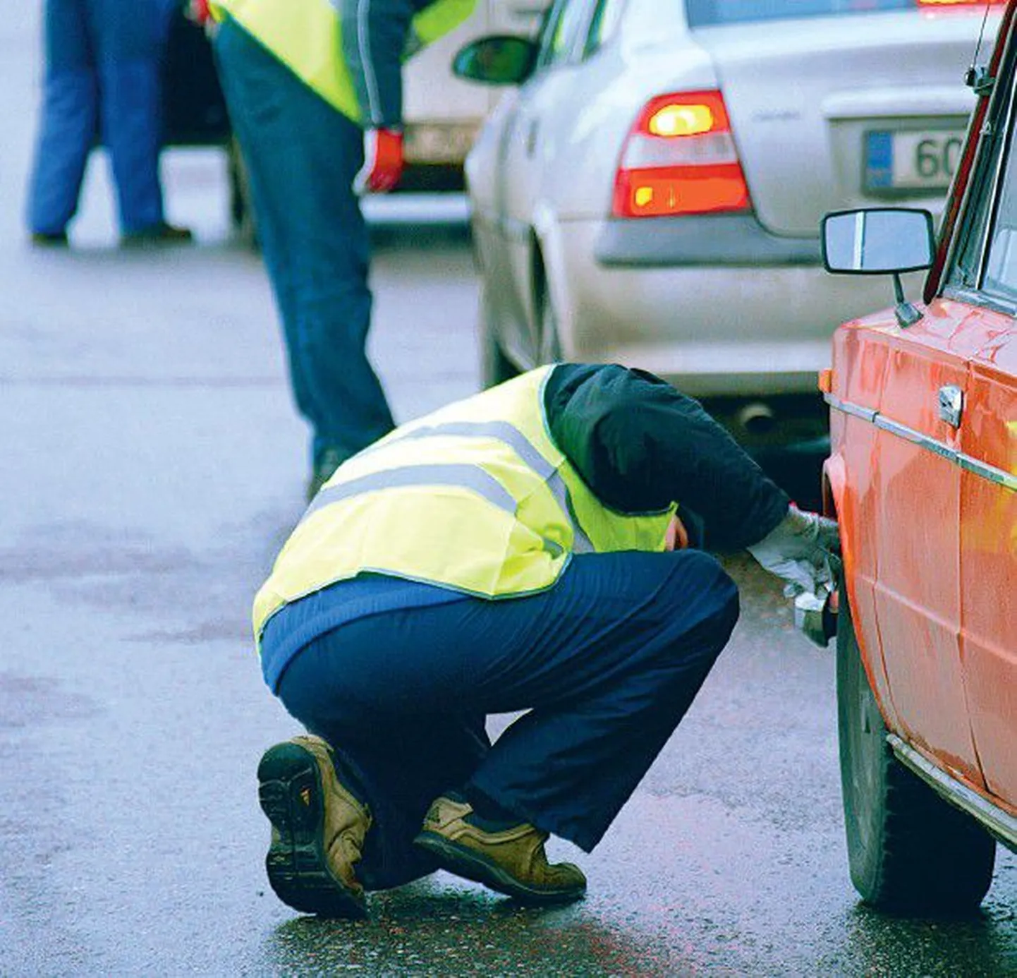 Politsei ja Eesti Rehviliidu ühisreid näitas, et kahetsusväärselt suur hulk Eesti autojuhte vilistab nii enda kui teiste turvalisusele.