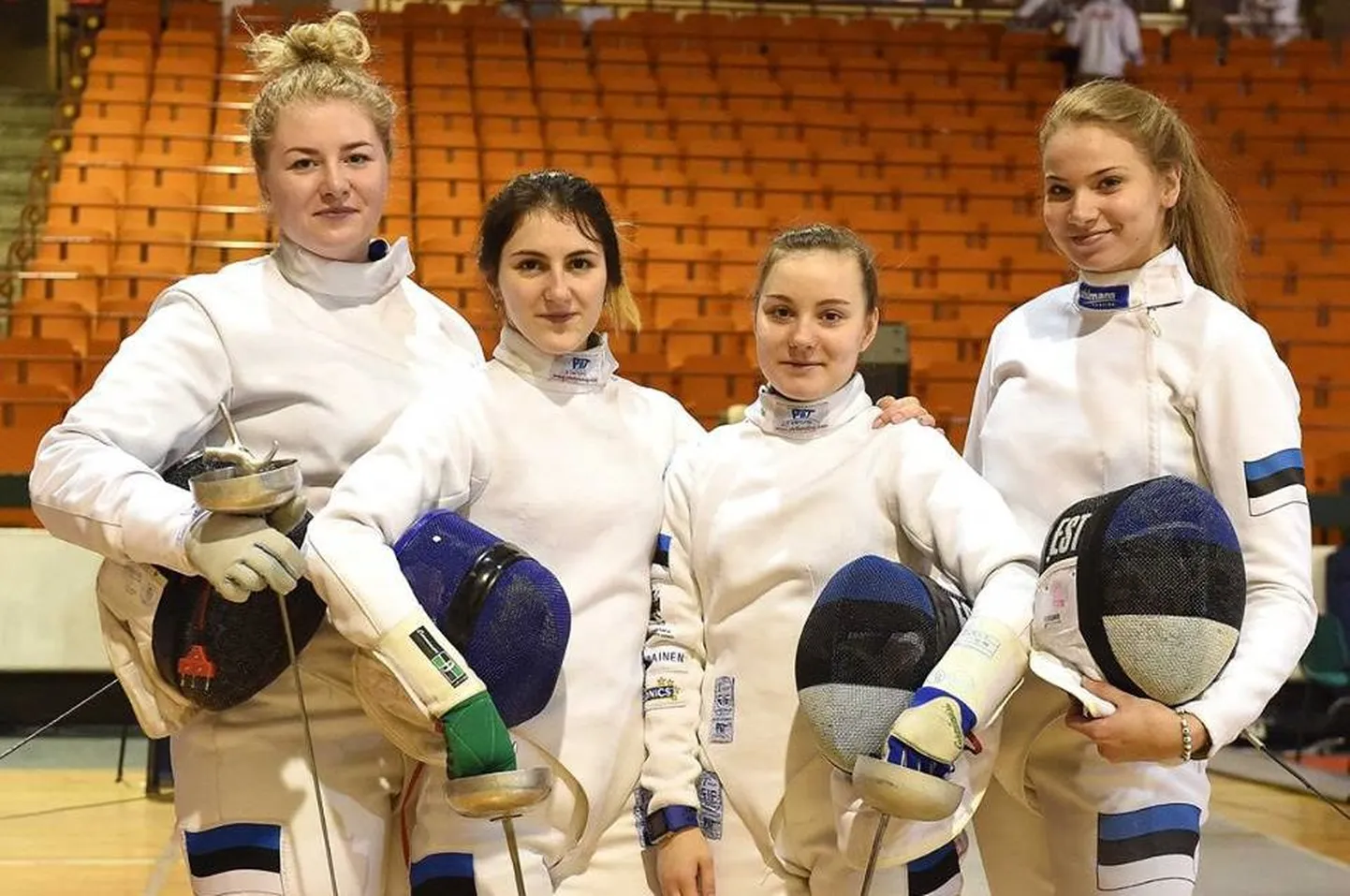 Vasakult: Maarja Konrad, Madina Azizova, Anželika Fedoruk, Karoliine Loit