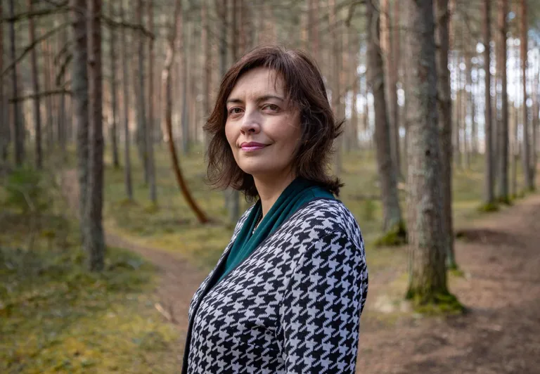 Perearst Karmen Joller tõdeb, et peale kopsude võib Covid jätta jälje ka närvisüsteemile – sellepärast ei taastu mõnel inimesel pikka aega maitsemeel.