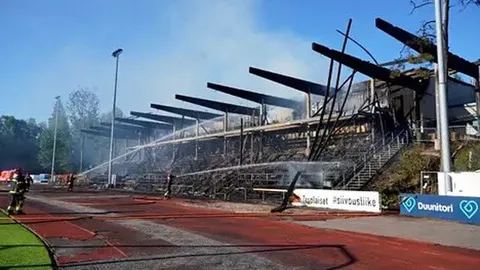 ВИДЕО ⟩ Пожаром уничтожен стадион крупного финского футбольного клуба