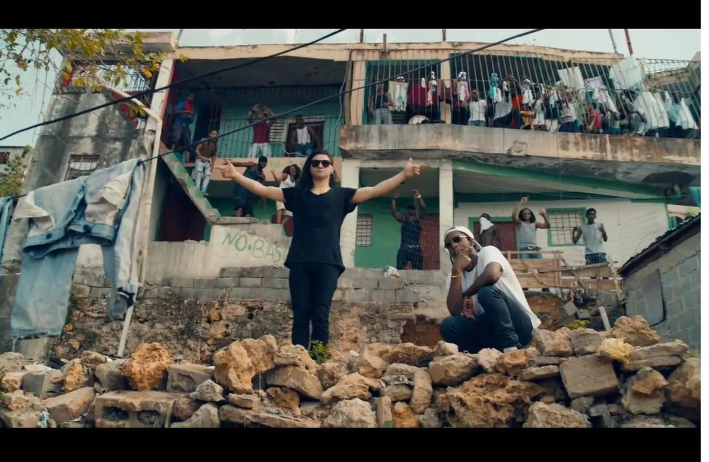 A$AP Rocky ja Skrillex videos «Wild For The Night»