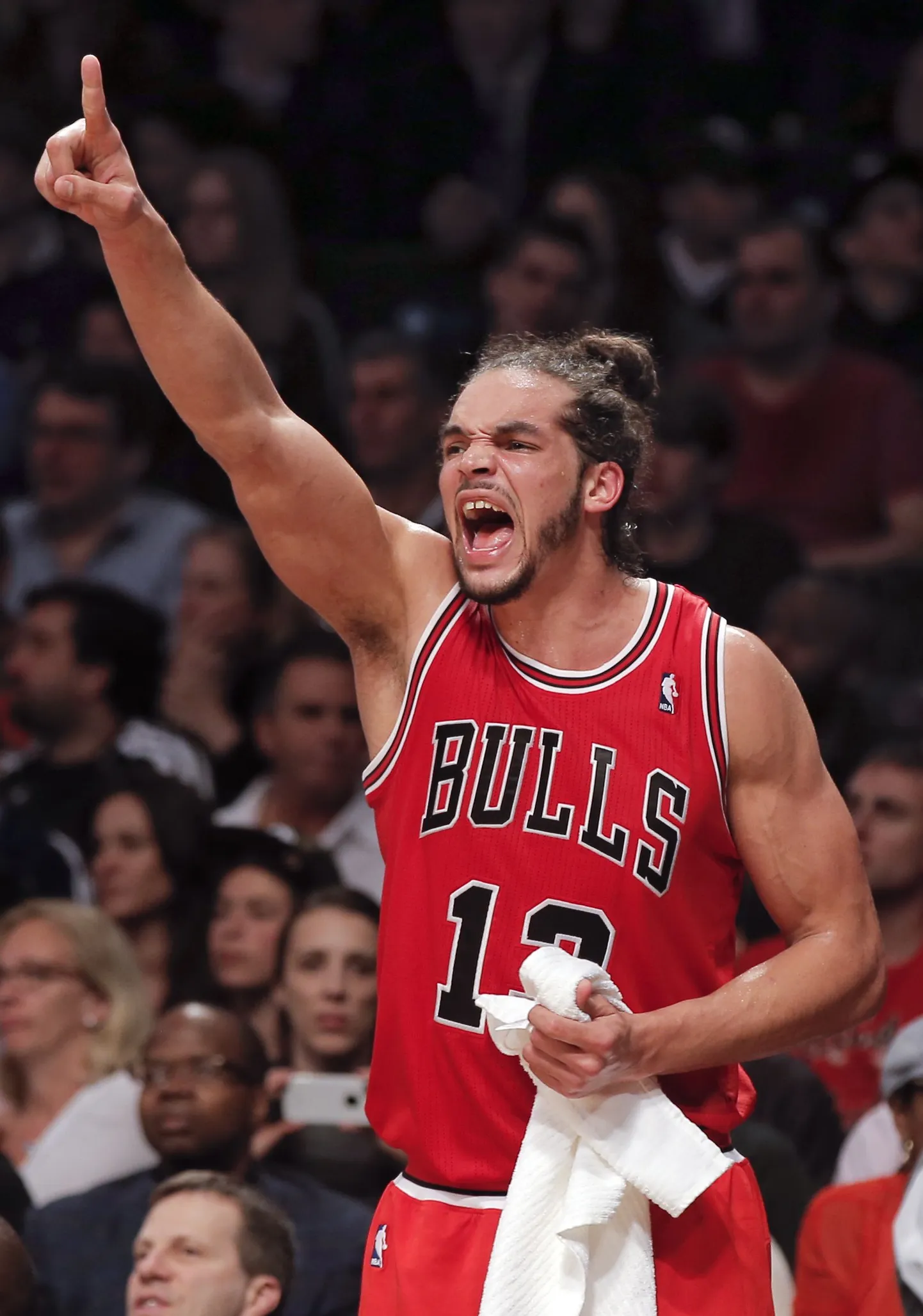 Joakim Noah kerkis Chicago Bullsi võidumängus võtmetegelaseks.