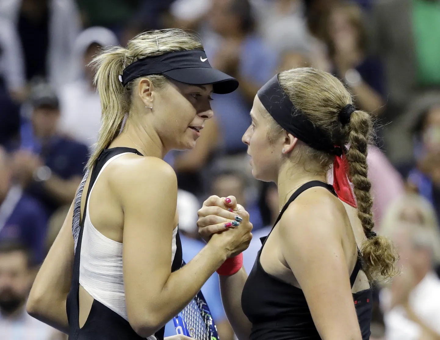 Marija Šarapova un Aļona Ostapenko