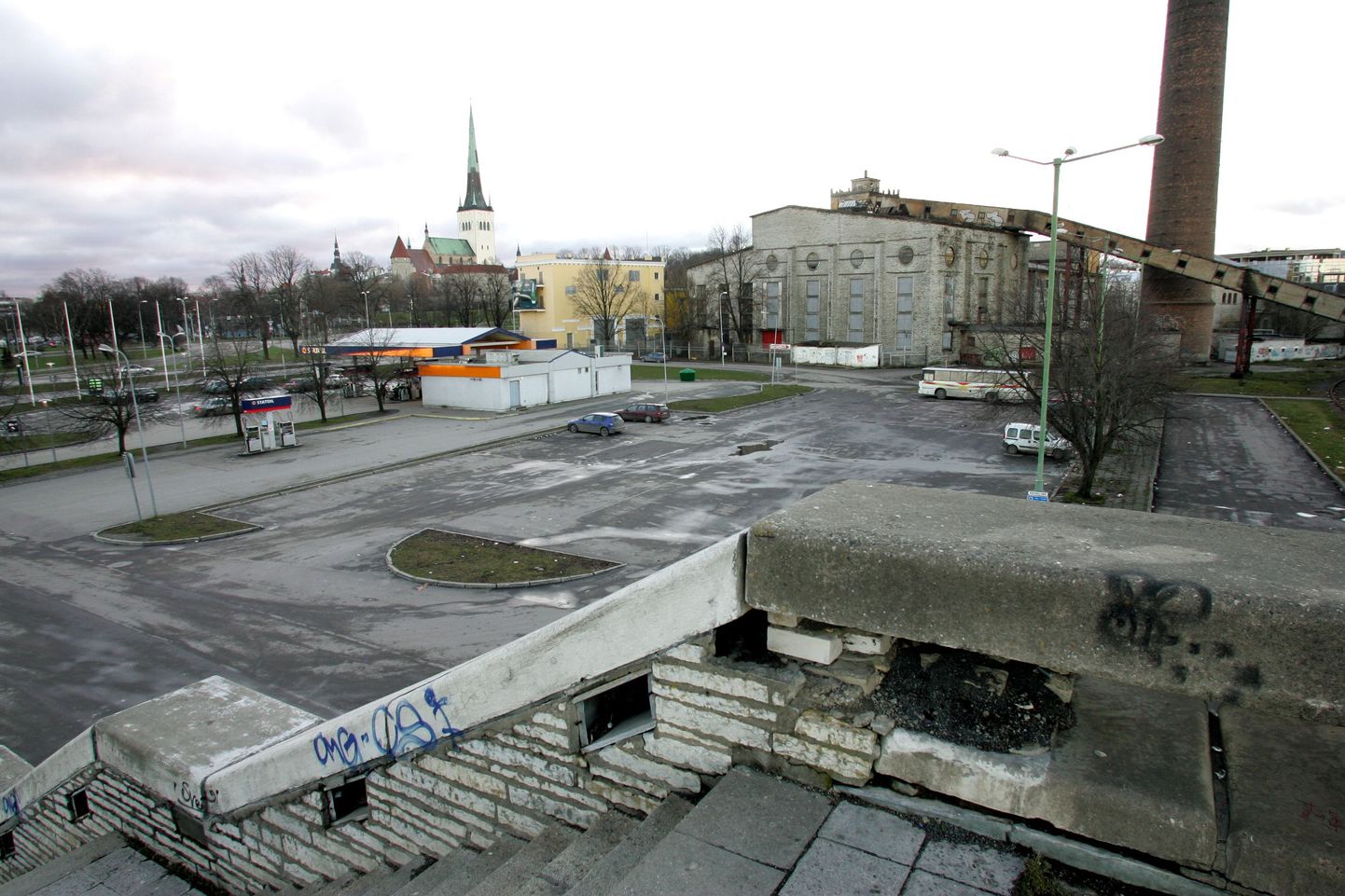 Linnahalli kõrvale kerkib Tallinna uus raehoone.