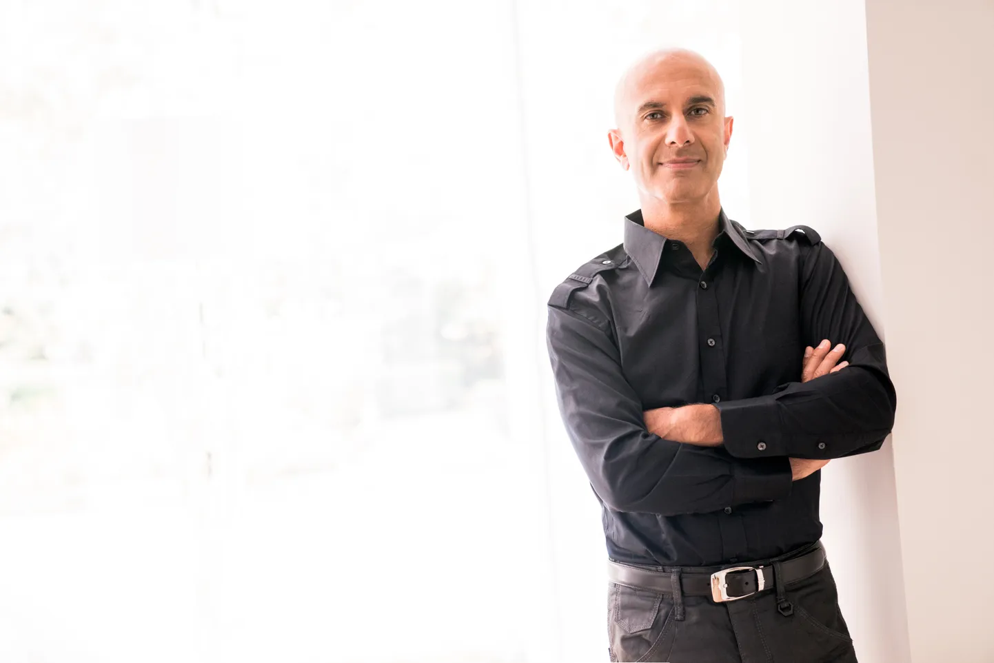 Robin Sharma.