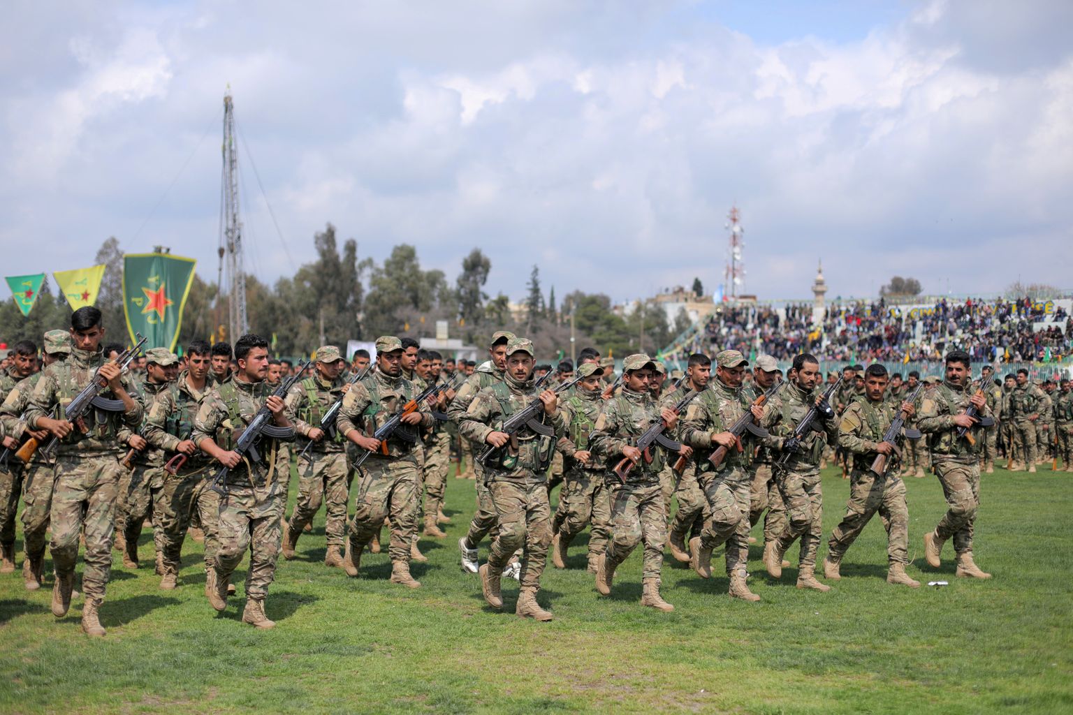 Süüria kurdide Rahvakaitseüksused (YPG).
