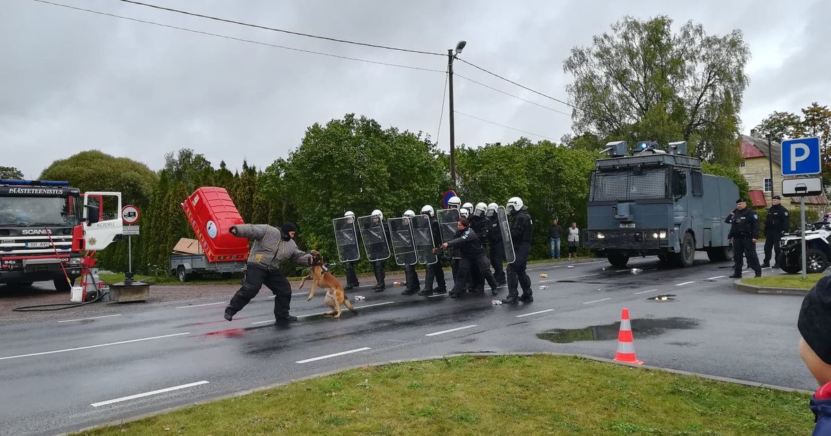 Koeru perepäeval sai näha politsei jõunumbreid