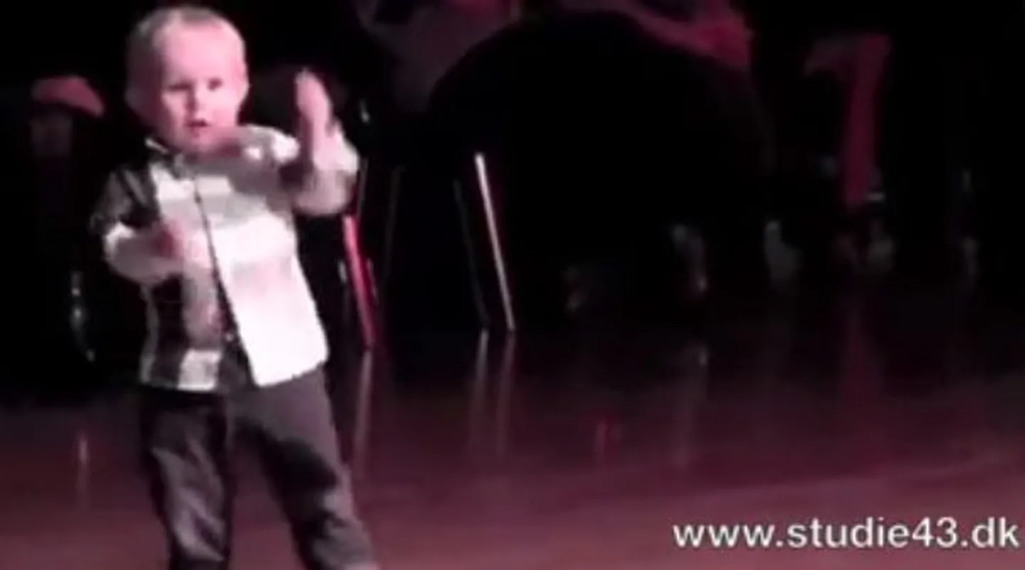 Кадр из Видео