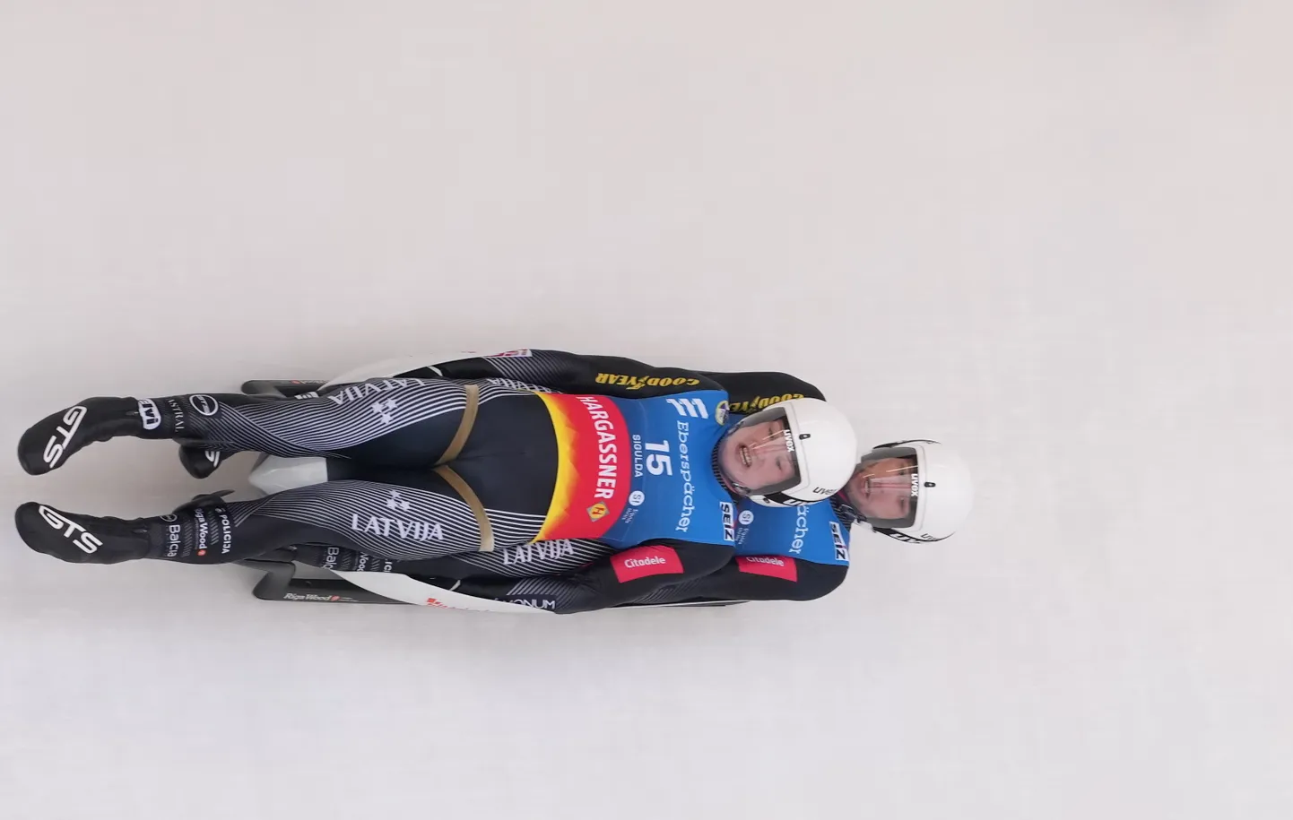 Latvijas sportistu divnieks Mārtiņš Bots/Roberts Plūme piedalās "Eberspracher" Pasaules kausa ceturtajā posmā kamaniņu sportā