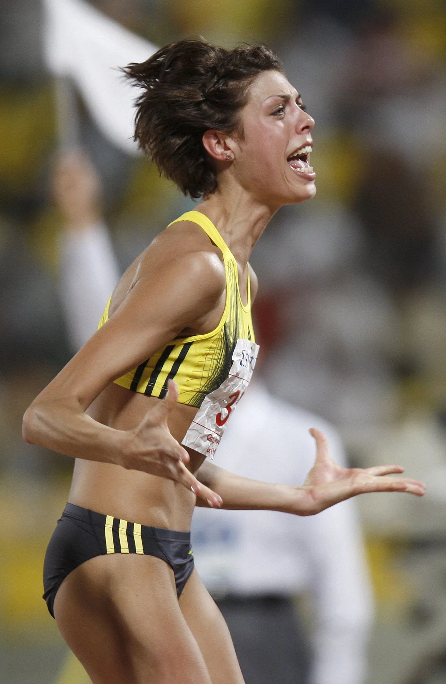 Blanka Vlasic rõõmustab pärast järjekordse kõrguse ületamist.