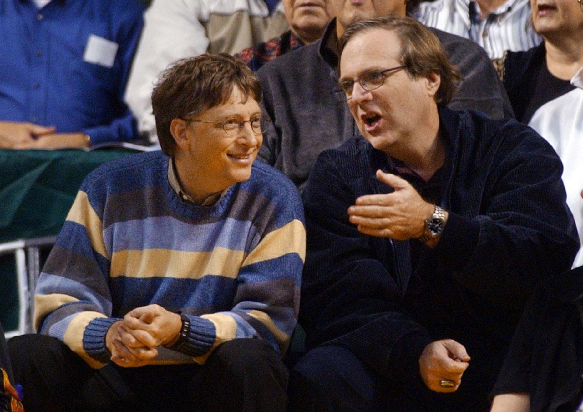 Üks Microsofti asutajaid Bill Gates (vasakul) nimetas järelehüüus Paul Allenit (paremal) oma vanimaks ja parimaks sõbraks.