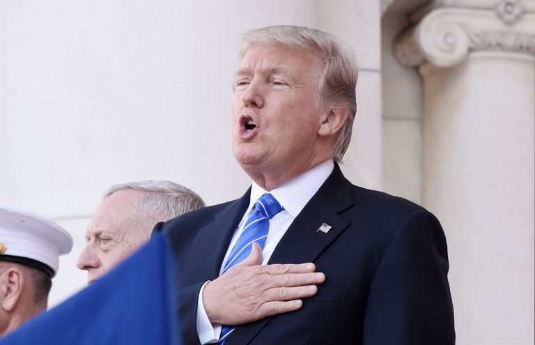 USA president Donald Trump osales Arlingtoni surnuaias hukkunud USA sõdurite mälestussündmusel