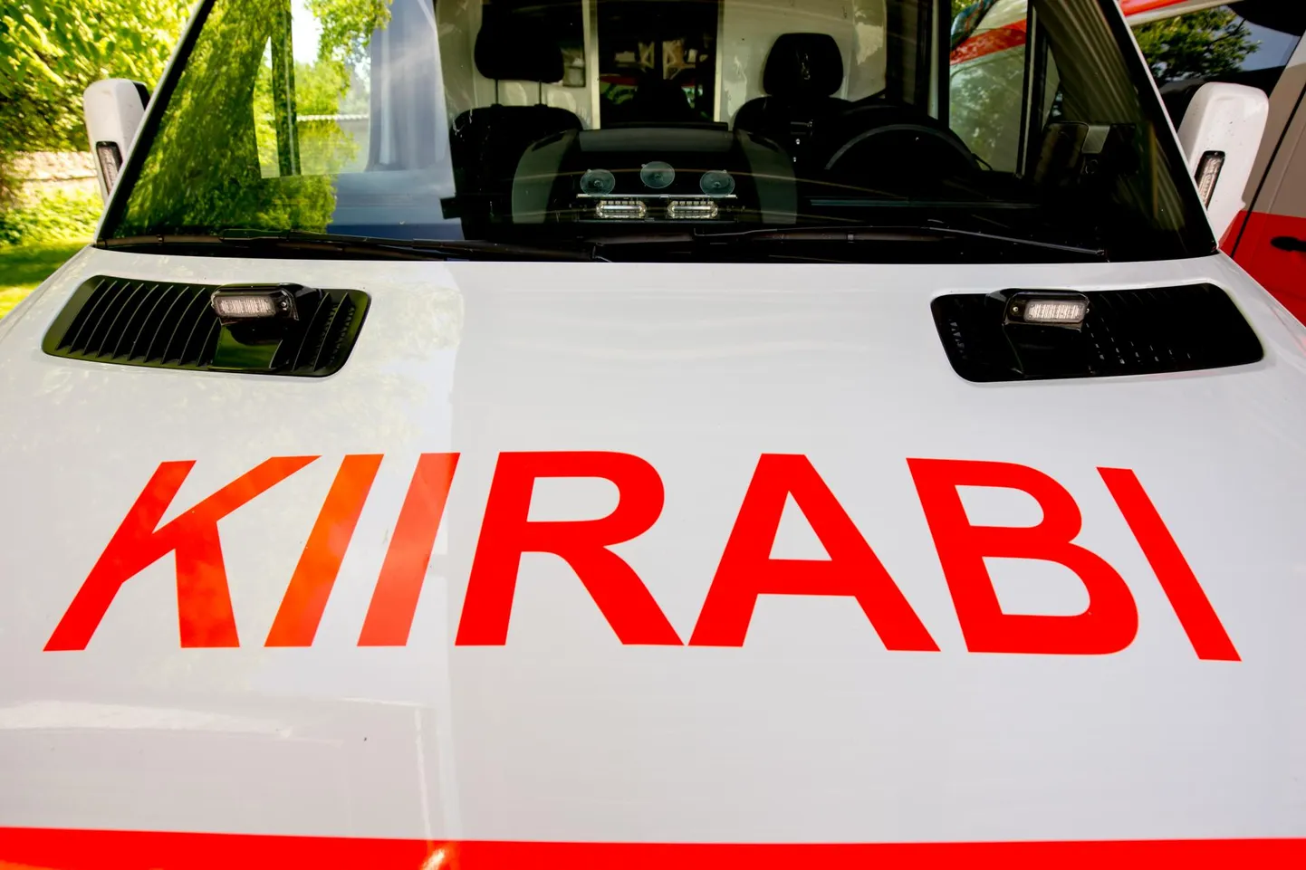 Eile hilisõhtul Pärnus mootorrattaga kukkunud mees sai raskelt vigastada.