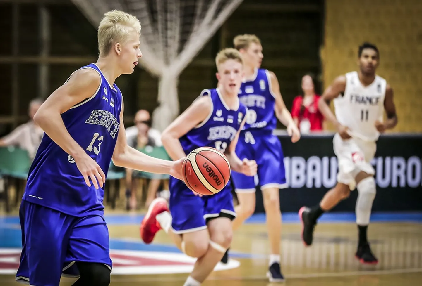 Joonas Riismaa (number 13).
