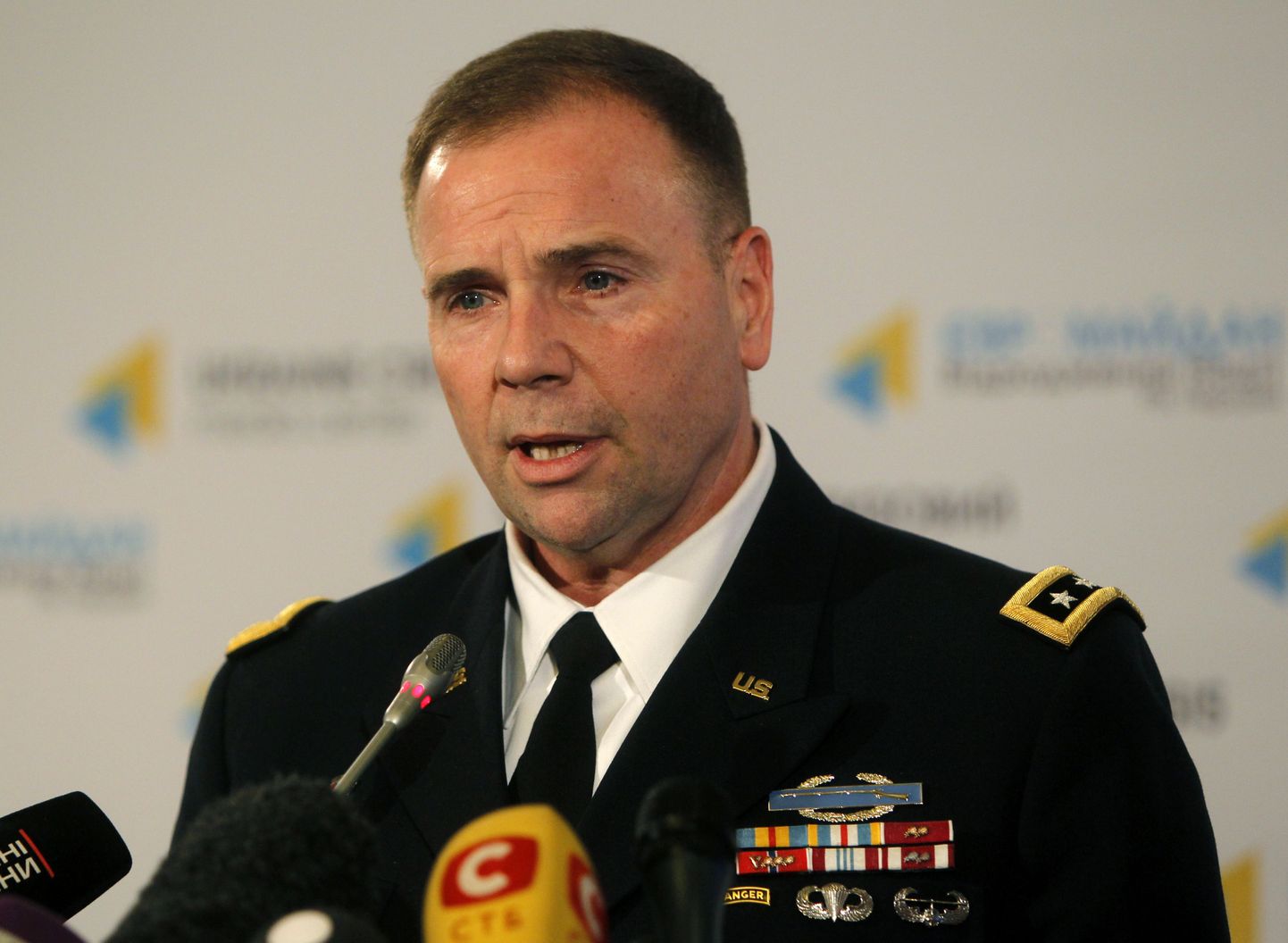 Командующий сухопутными войсками США в Европе генерал Бен Ходжес.