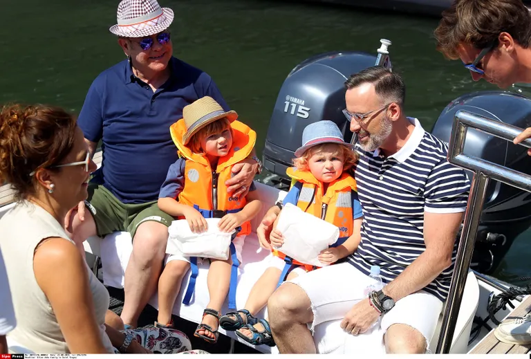 Elton John, David Furnish ning nende kaks poega Zachary ja Elijah