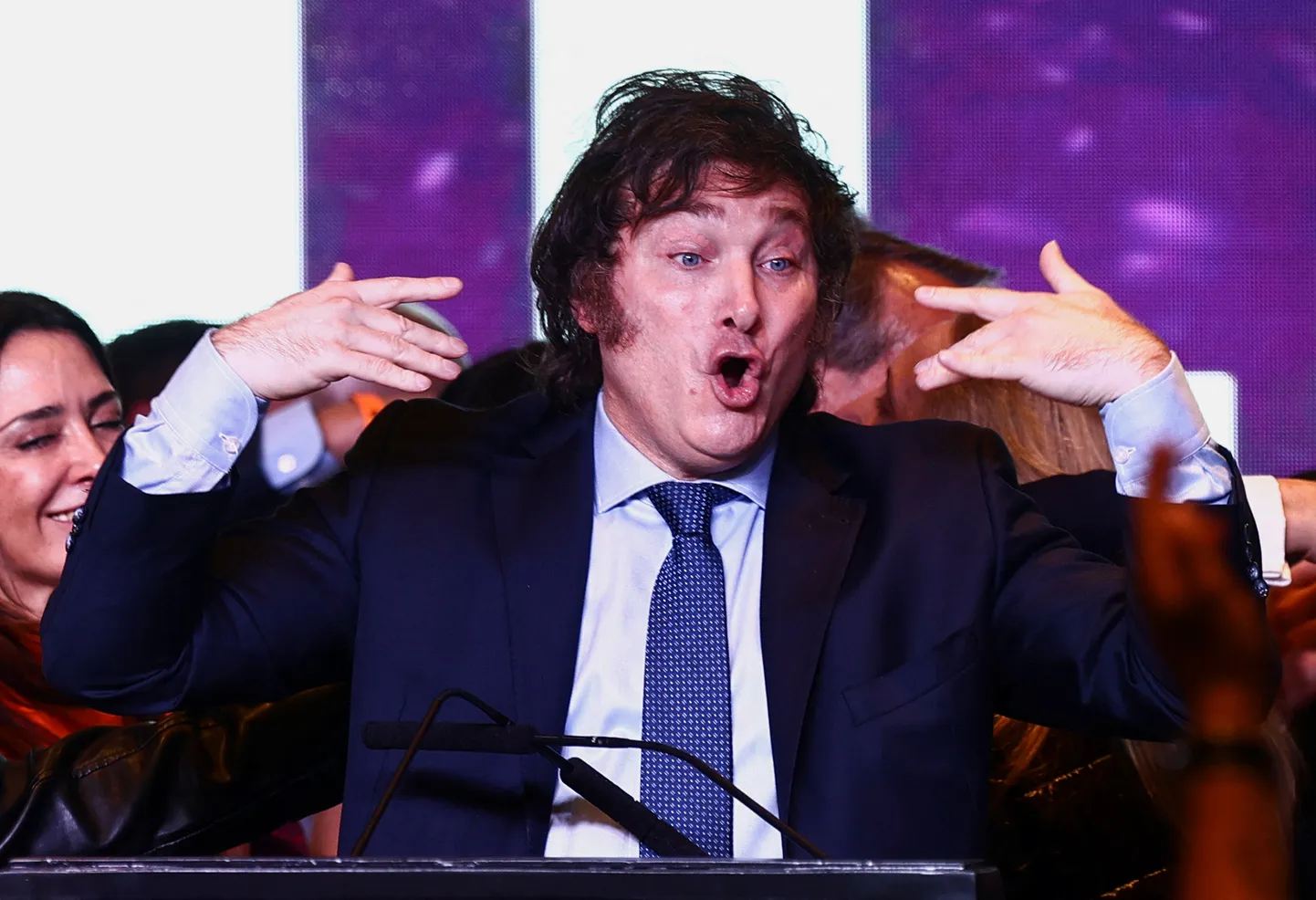 Javier Milei (pildil) oli Argentina presidendivalimistel võidukas.