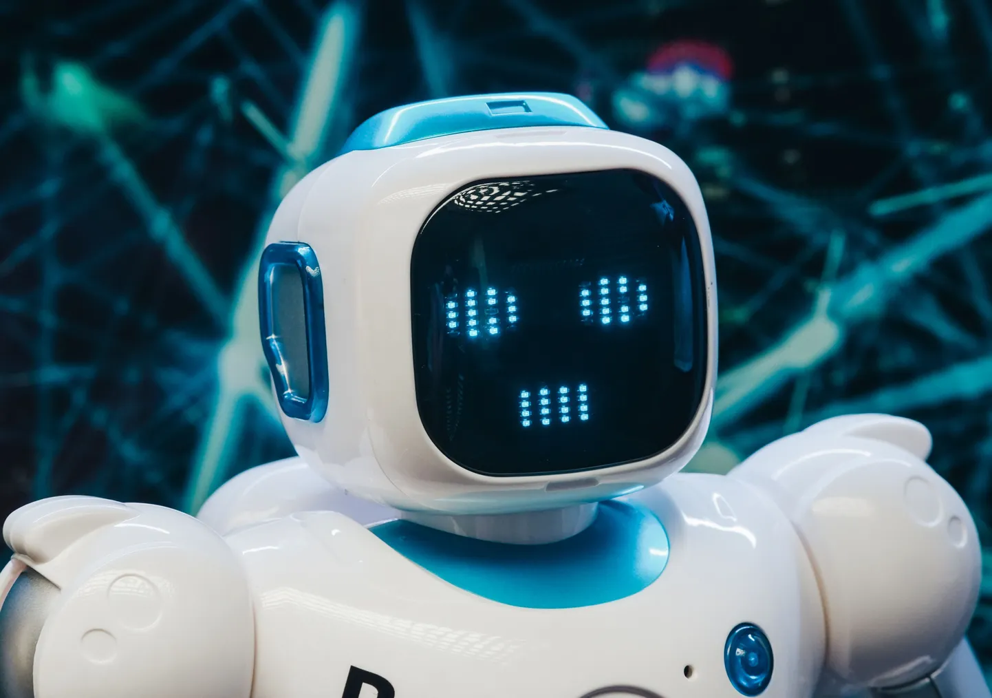 Mõne aasta pärast võib veebis ankeetide täitmise asemel riigiga suhelda mõne soravas eesti keeles rääkiva roboti vahendusel.