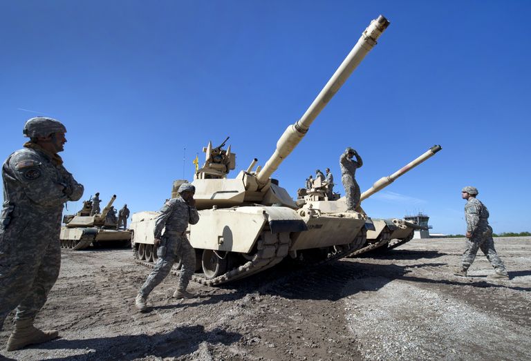 Ühendriikide Abrams M1A2-tüüpi tankid. Foto: