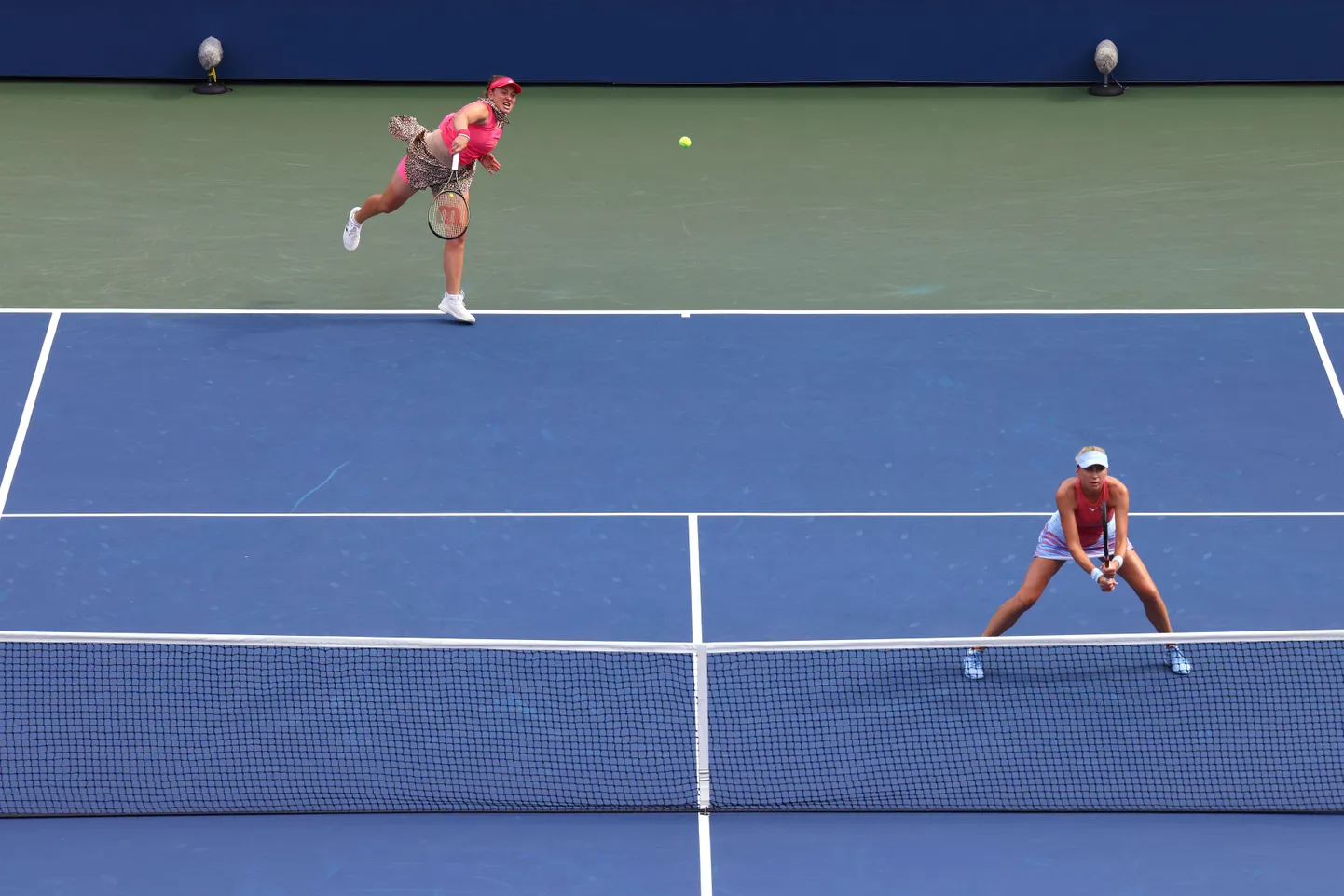 Tenisistes Aļona Ostapenko un Ļudmila Kičenoka