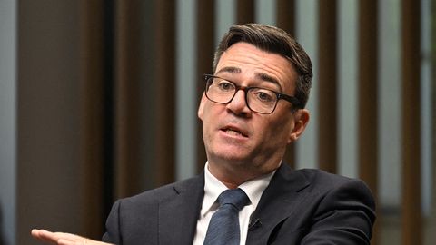 Burnham: olen valmis Trumpi vastu seisma