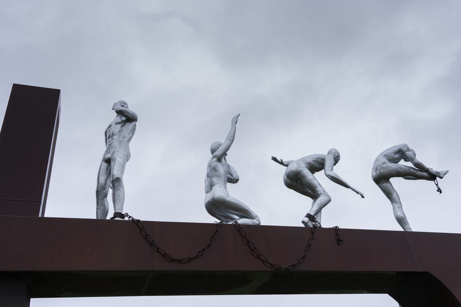 Orjade mälestusskulptuur "Clave" Hollandis Rotterdamis 19. detsember 2022.