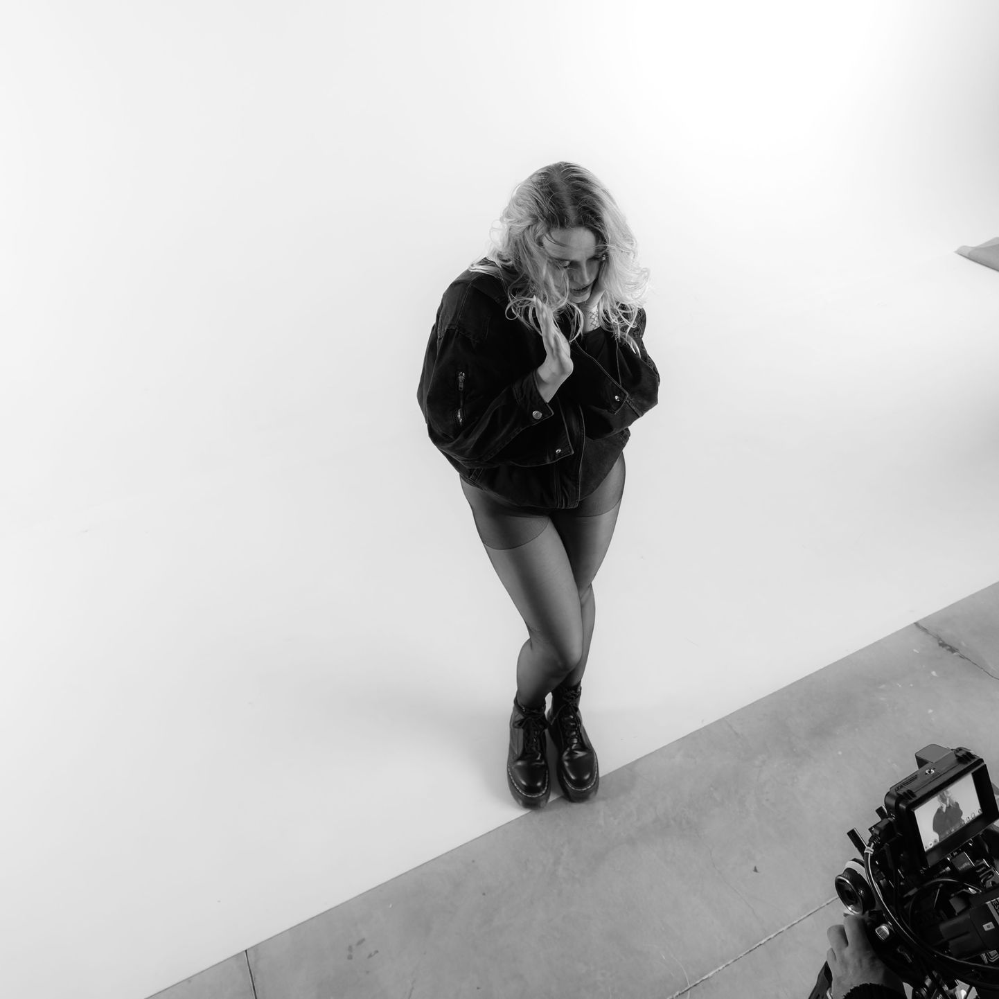 Maian uue singli muusikavideo võtteplatsil.