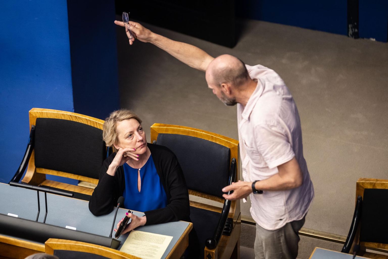 Esmaspäevane Riigikogu istung, kus jätkuvast opositsioonierakondade obstruktsioonist hoolimata õnnestus riigikogu päevakord kinnitada.
