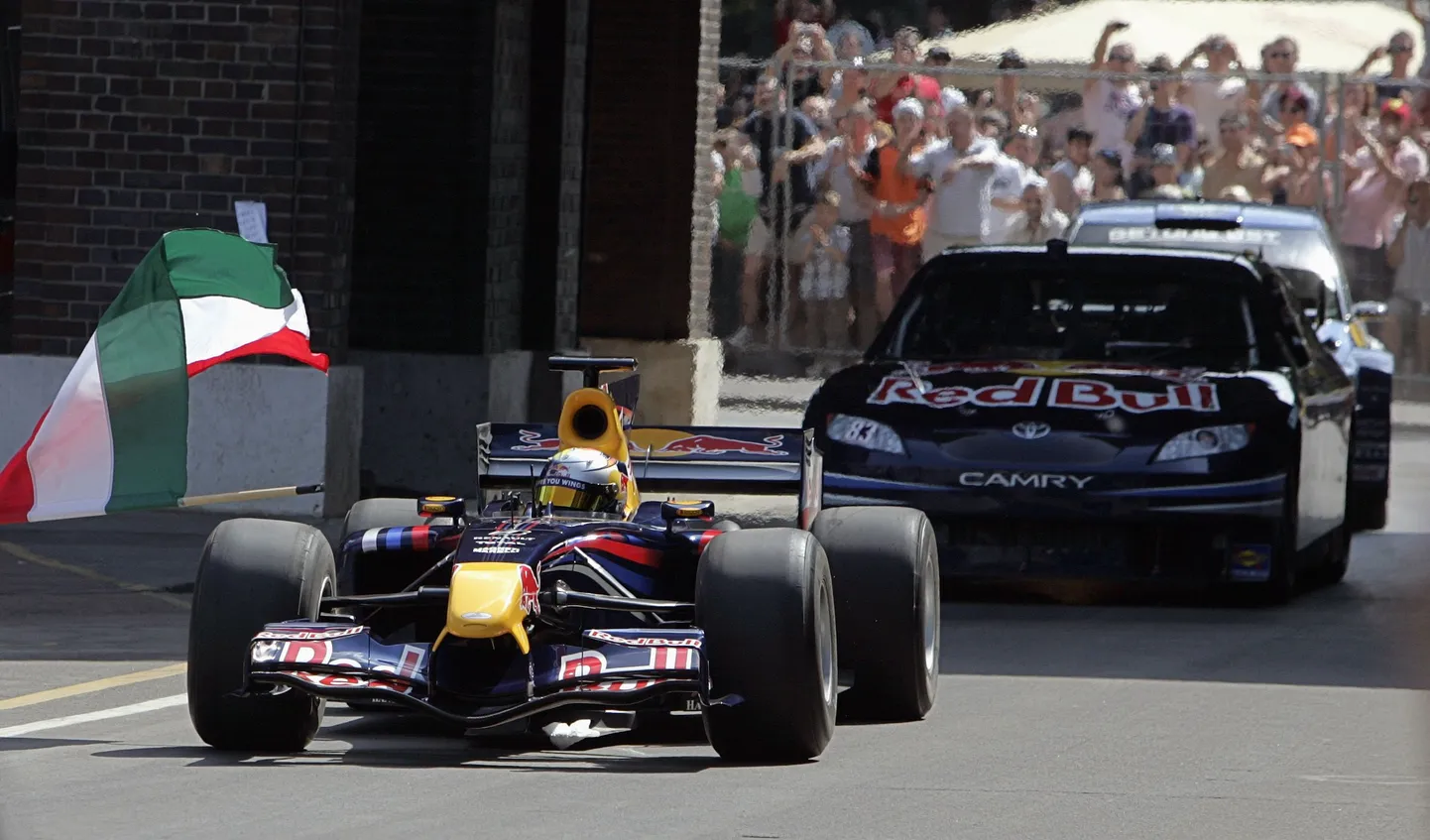 Sebastian Vettel Red Bulli roolis.