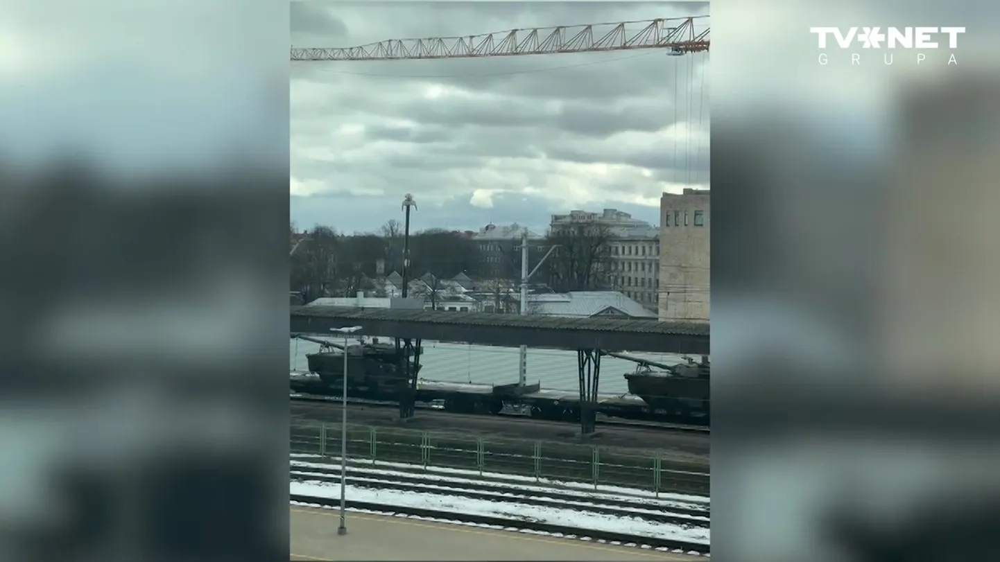 Военная техника США в Риге