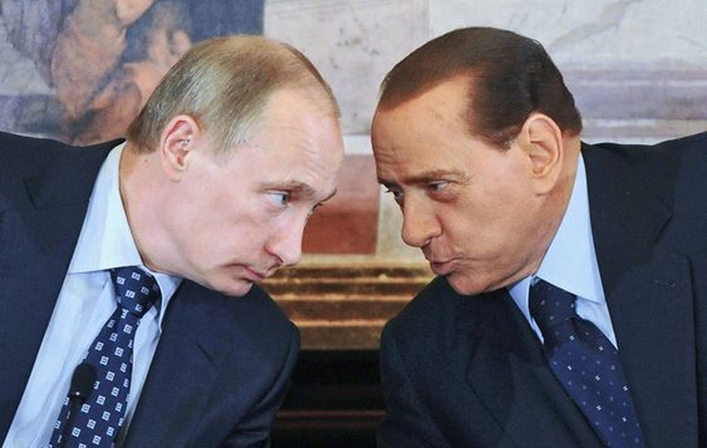 Putin tahab olla peaminister kas 120-aastasena? Fotol hetk Silvio Berlusconi ja Vladimir Putini kohtumiselt