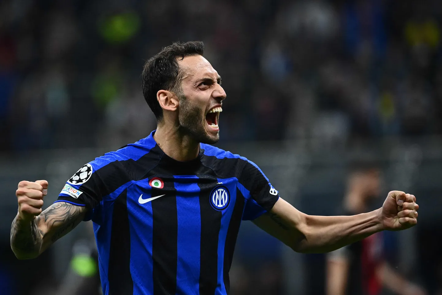 Hakan Çalhanoğlu väärtuseks hindab jalgpalliportaal Transfermarkt 35 miljonit eurot, kuid Inter sai ta tasuta