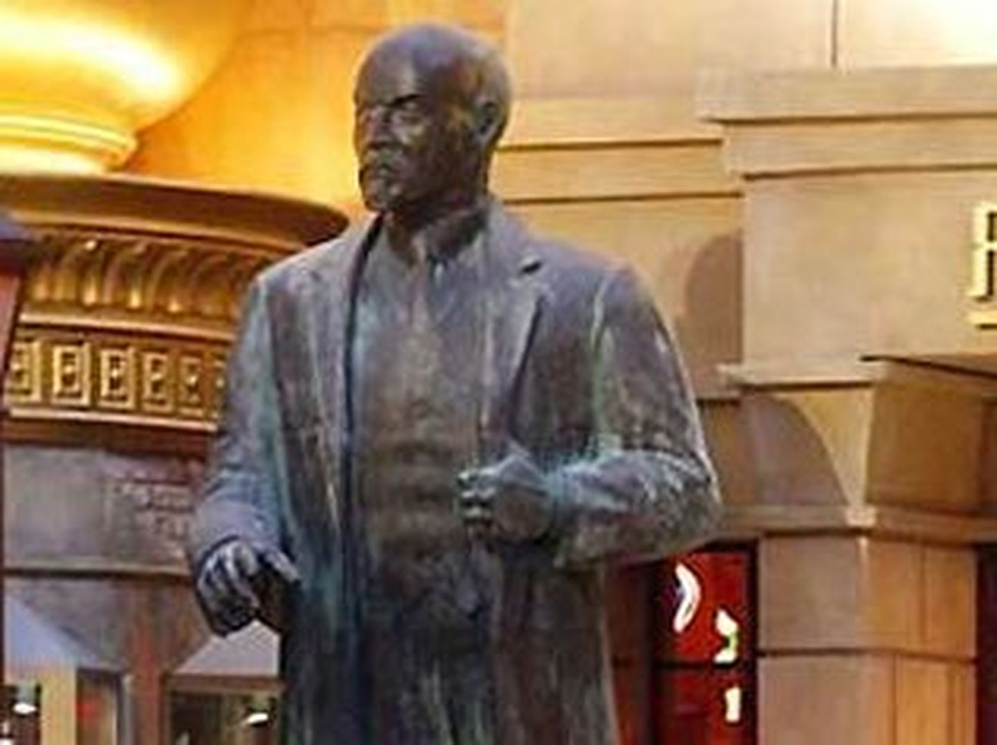 Lenini kuju Atlantic Citys asuva Tropicana kasiino ja hotelli restorani Red Square fuajees