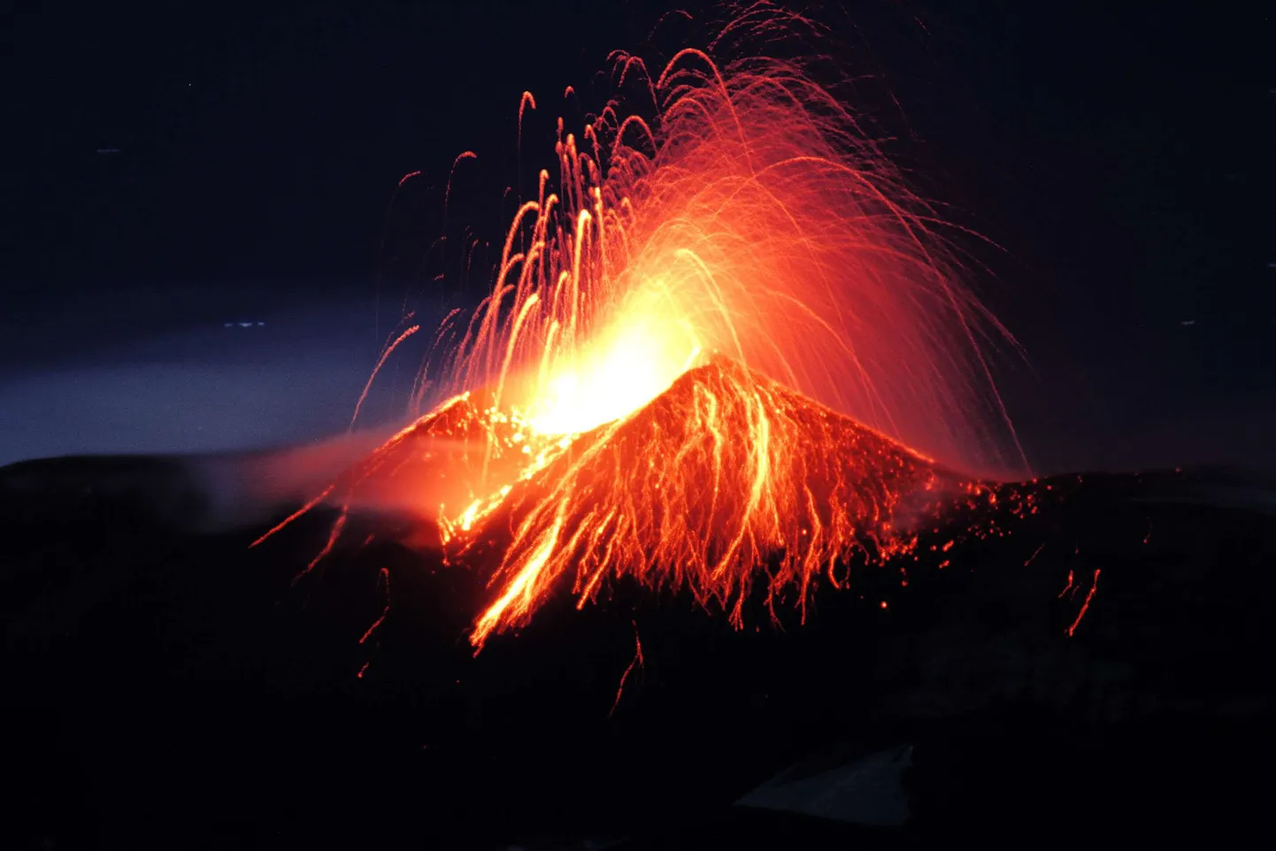 Selliseid vulkaane nagu  Stromboli (Itaalias) Eestis ei leidu.
