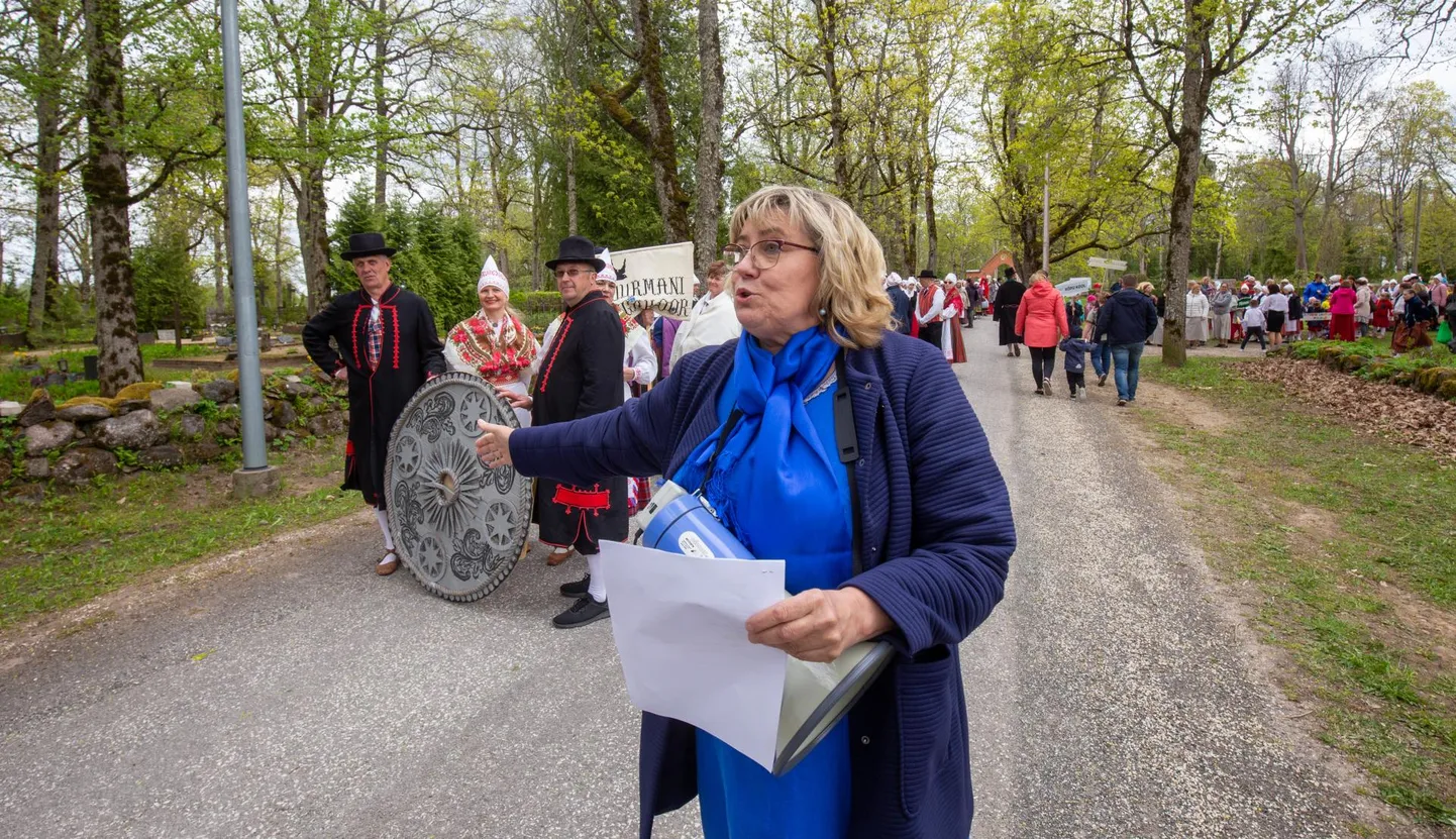 Võhma vabaajakeskuse juhatajana alustas Sirje Fedjuk töötamist 2018. aastal. Pildil Fedjuk osalemas 21. mail toimunud valla laulu- ja tantsupeol