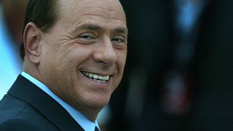 Berlusconi bunga-bunga villas peeti viimane pidu enne müüki araabia šeigile