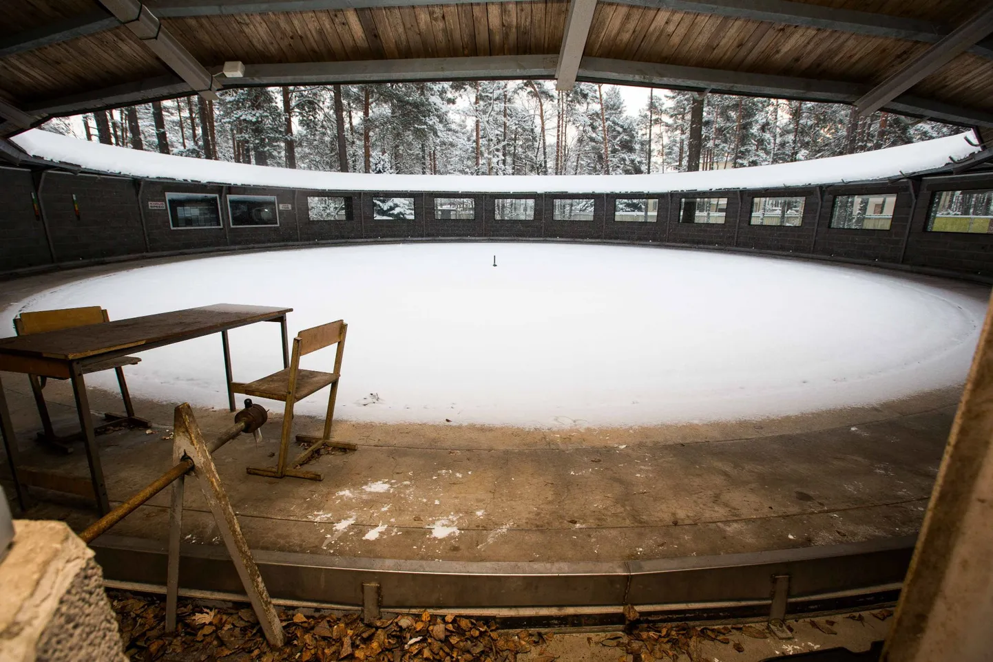 Nõmme noortemaja hoovis asub Eesti ainus rahvusvahelistele nõuetele vastav kiirusautomudelite rada, mida pole võimalik teise kohta kolida.
