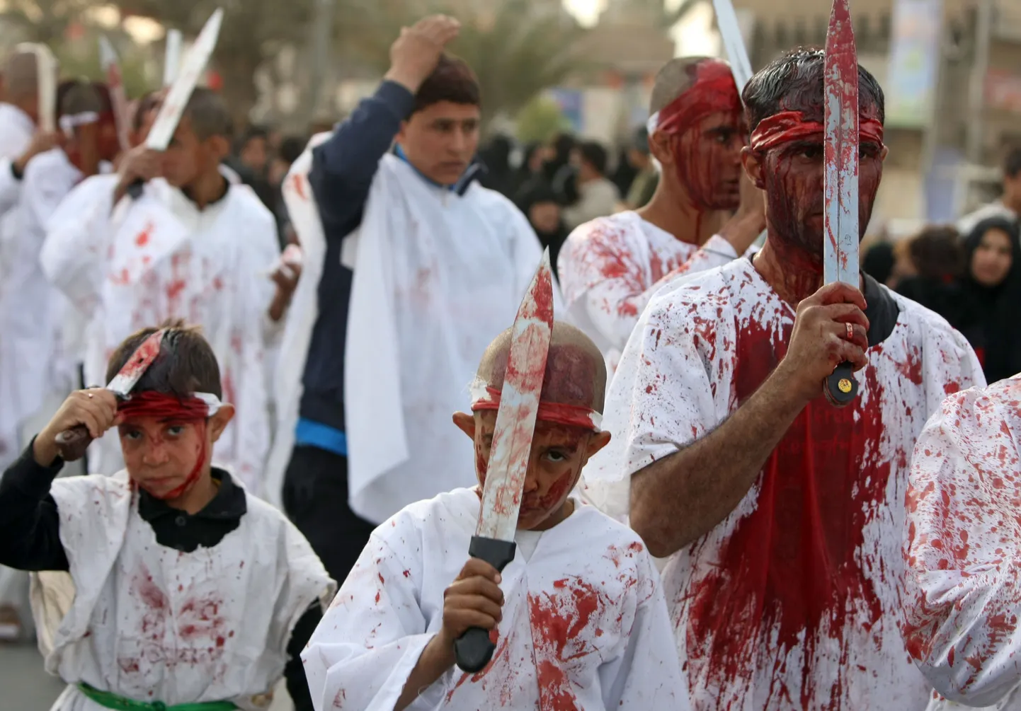 Enda piitsutamisest verised Iraagi šiiidid täna Bagdadis Ashurat tähistamas.