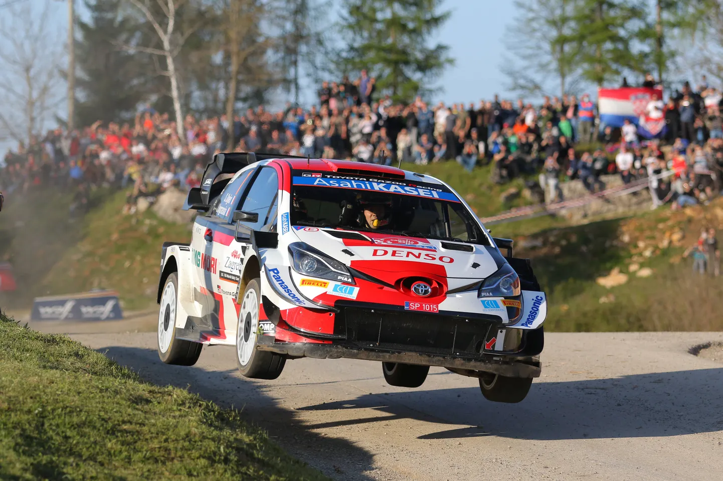 Horvaatia rallil küll publikut teoorias lubatud ei olnud, kuid rajaäärsed olid ometi neist lookas.