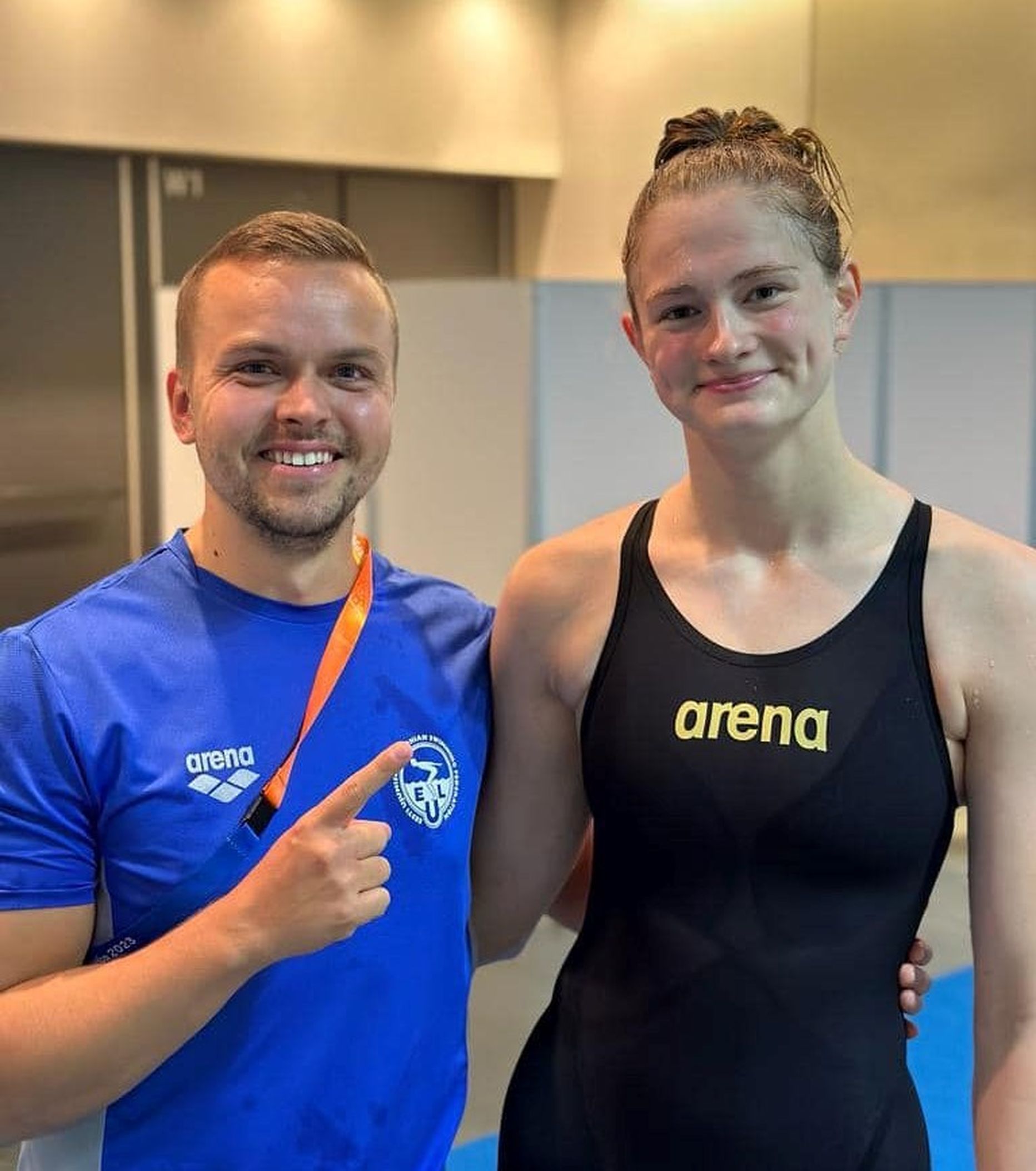 Энели Ефимова при поддержке своего тренера Хенри Хейна за выходные установила четыре рекорда Эстонии.