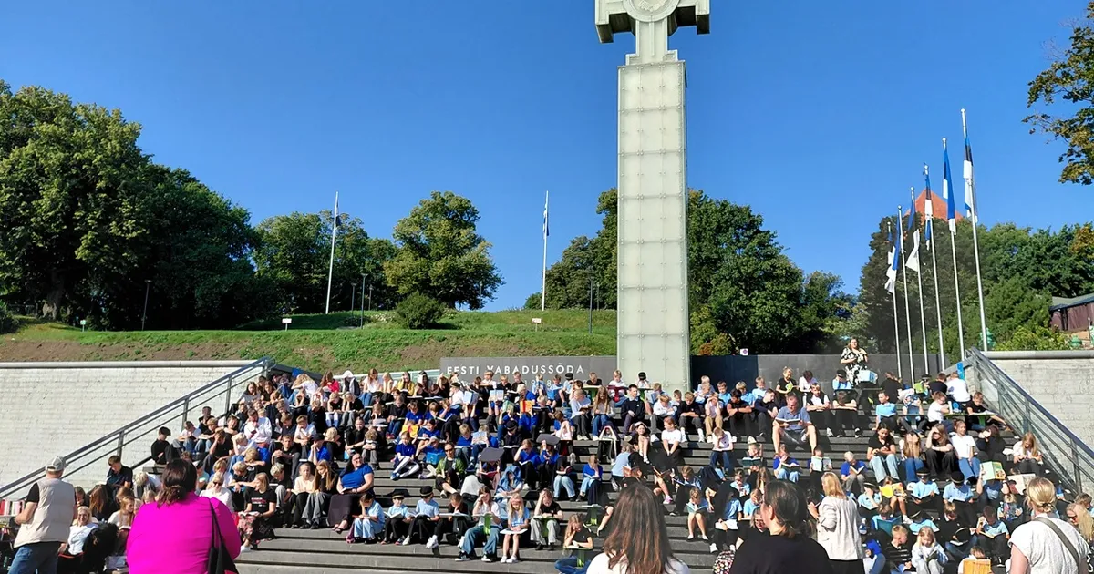 Lugemistund kutsub avalikus ruumis lugema