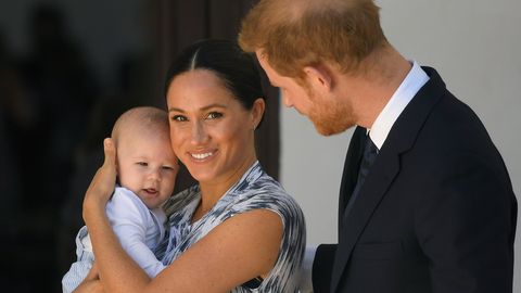 Сын принца Гарри и Меган Маркл отмечает 5-летие: поздравил ли внука Карл III?