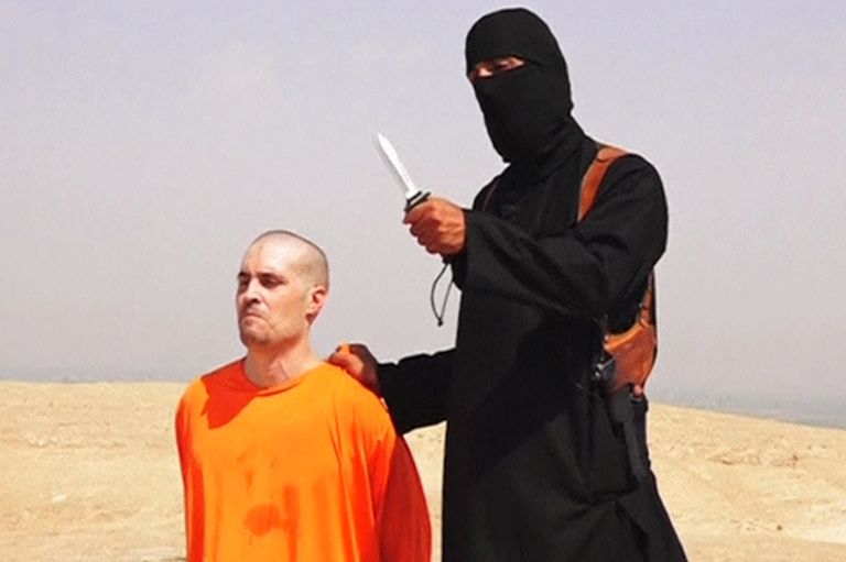 Kaader Islamiriigi videost, millel on näha James Foleyt enne hukkamist