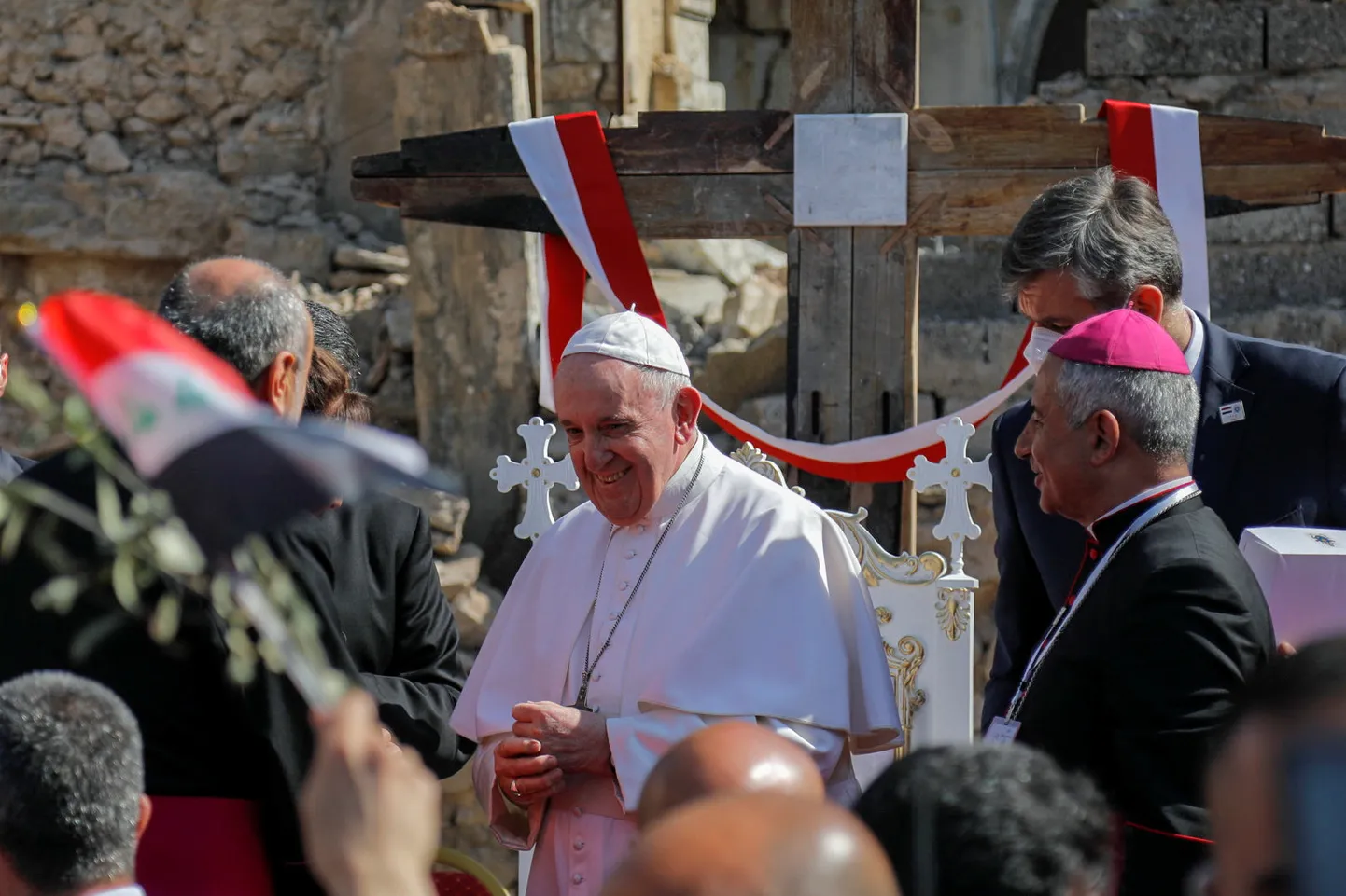Paavst Franciscus 2021. aasta märtsis palvusel Iraagis Mosulis.