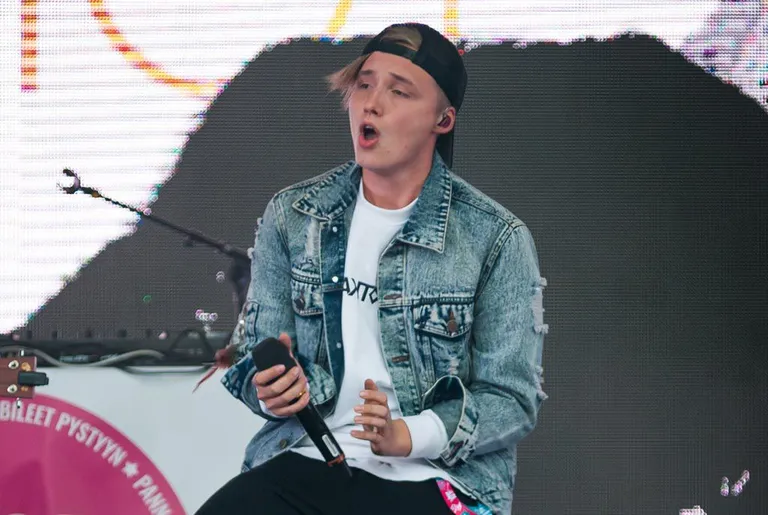 Isac Elliot. / Promo
