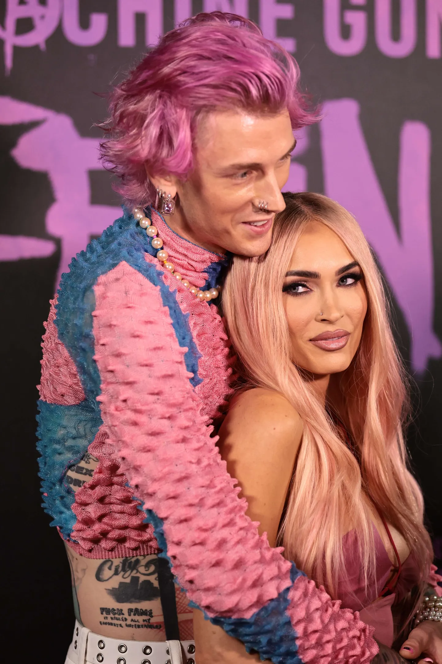 Megana Foksa un "Machine Gun Kelly"